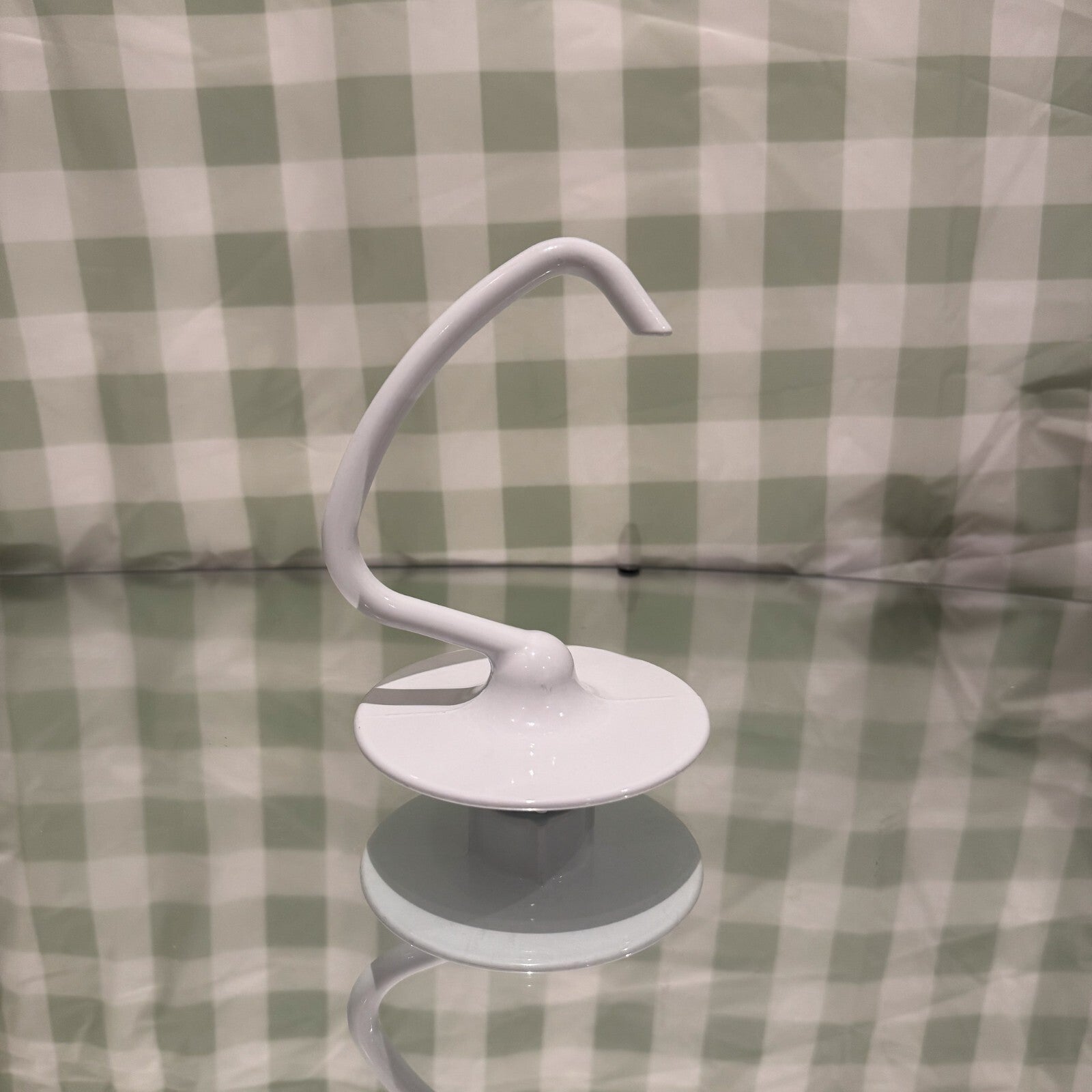 Refurbished KitchenAid Classic 4.3L 275W Stand Mixer — White — rear view